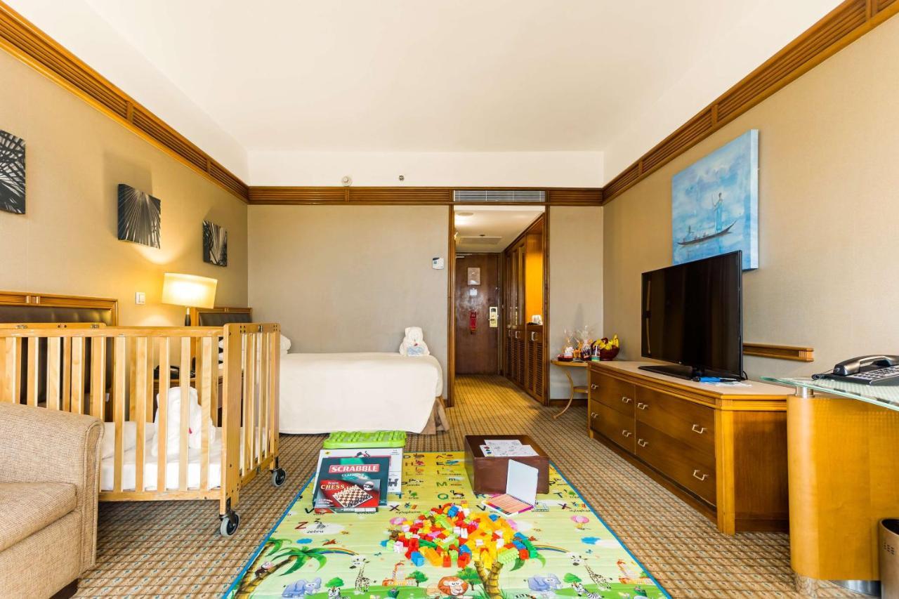 Hilton Yaounde Hotell Exteriör bild