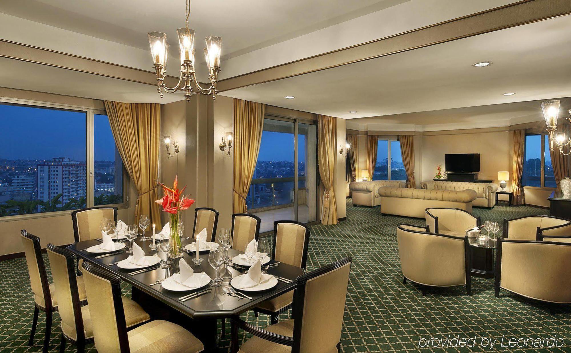 Hilton Yaounde Hotell Exteriör bild